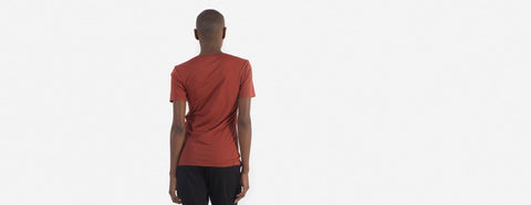 camiseta gola v manga curta paprica