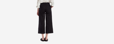 calça sarja midi preto