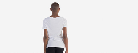 camiseta gola u manga curta branco