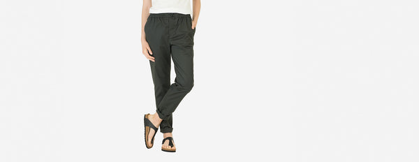 calça com elástico asfalto