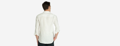 camisa de linho com bolso branco